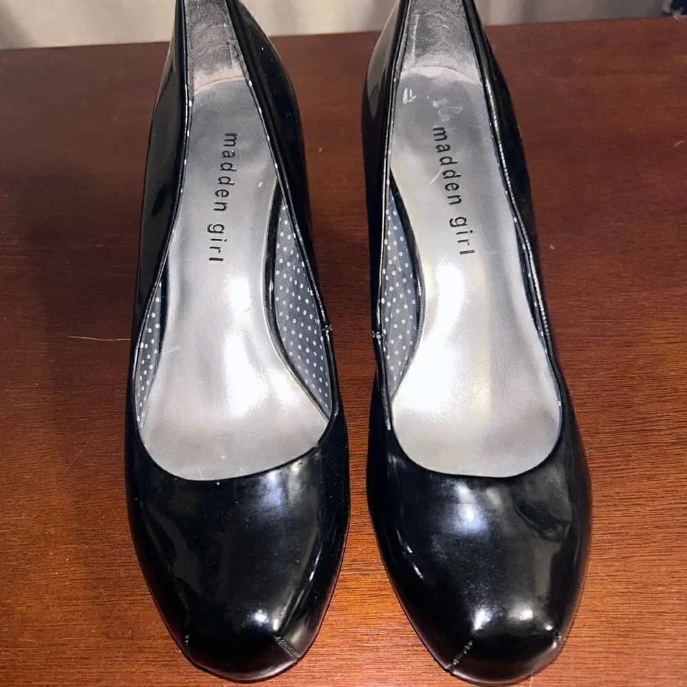 Madden girl patent leather heels size 7.5